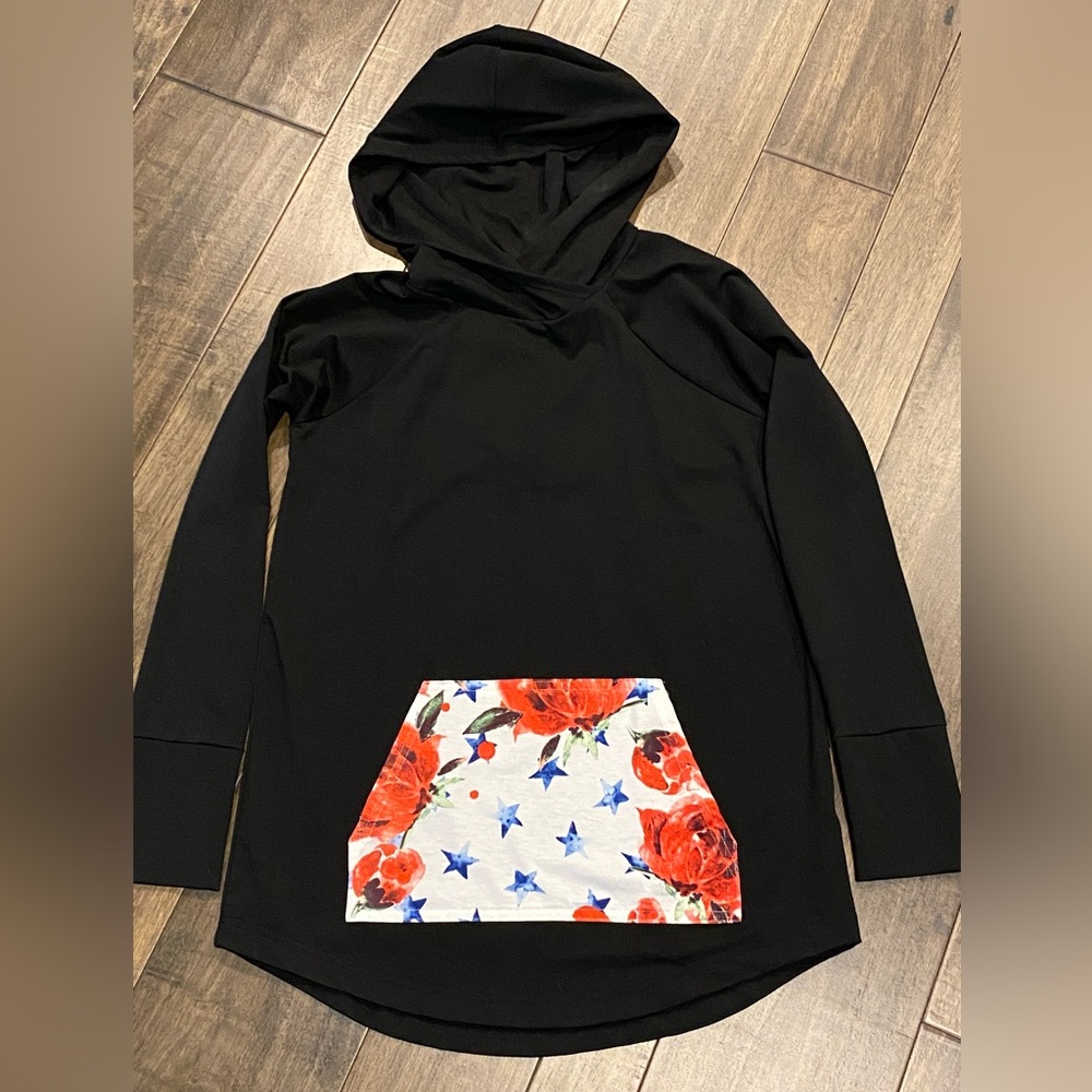 Lularoe Amber hoodie size small